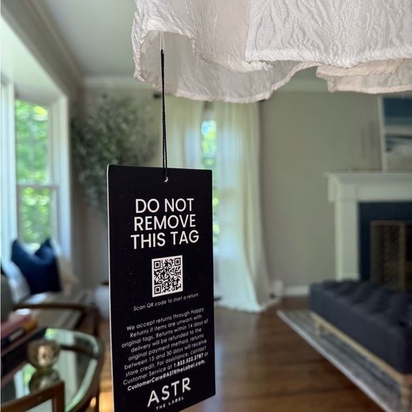 ASTR the Label Jacquard pleated mini dress-NWT Sz small - Picture 4 of 9